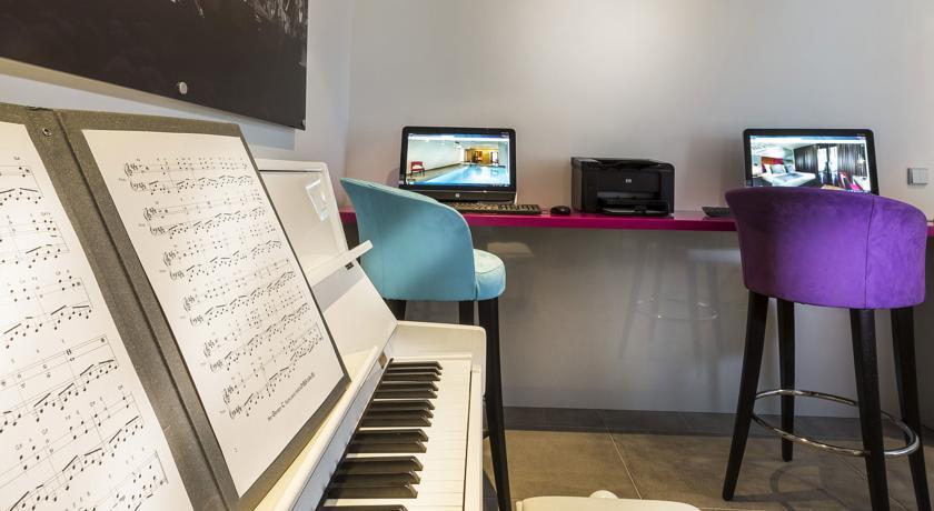 Hotel Lyric Opera Parigi