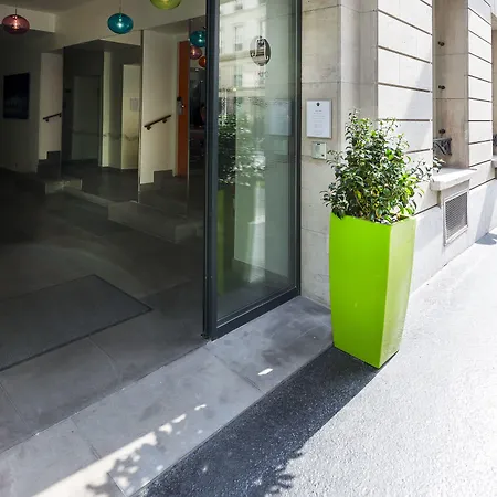 Hotel Lyric Opera Paris